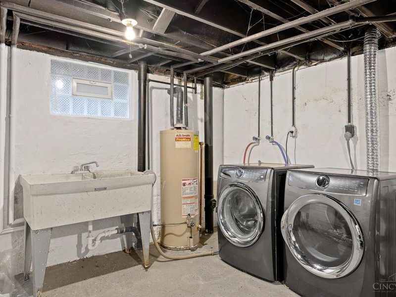 5806 Montgomery Road, Cincinnati, OH 45212 Photo 31