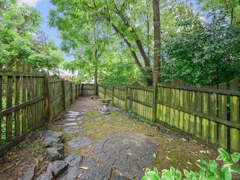 5806 Montgomery Road, Cincinnati, OH 45212 Photo 34