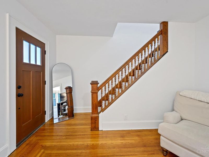 5806 Montgomery Road, Cincinnati, OH 45212 Photo 6