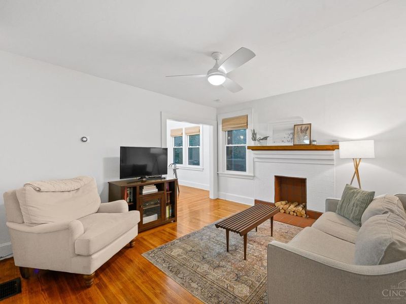 5806 Montgomery Road, Cincinnati, OH 45212 Photo 7