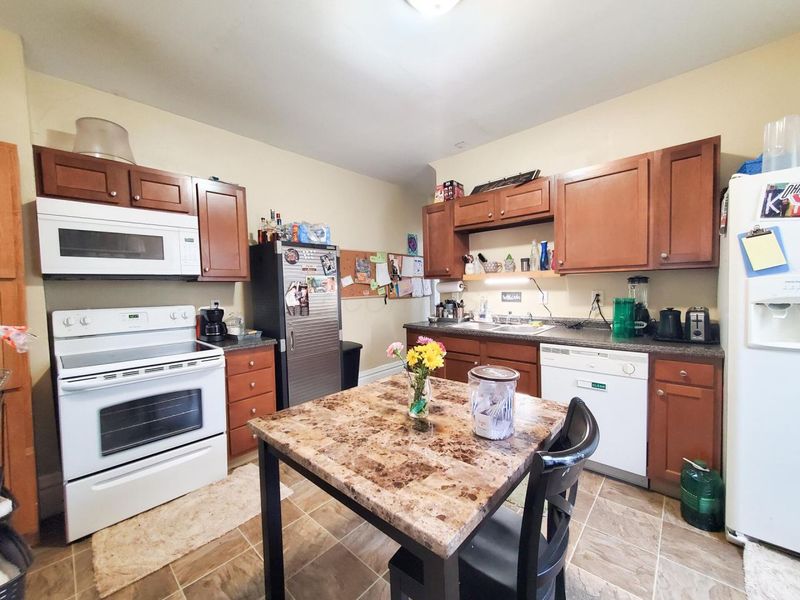 525-527 E Tompkins Street, Columbus, OH 43202 Photo 6