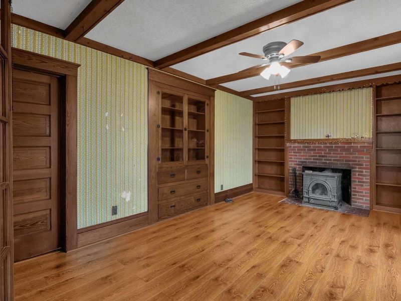 39 E Sandusky Street , Fredericktown, OH 43019 Photo 12