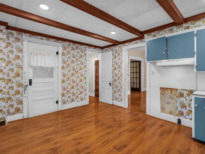 39 E Sandusky Street , Fredericktown, OH 43019 Photo 15