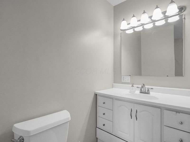 39 E Sandusky Street , Fredericktown, OH 43019 Photo 29