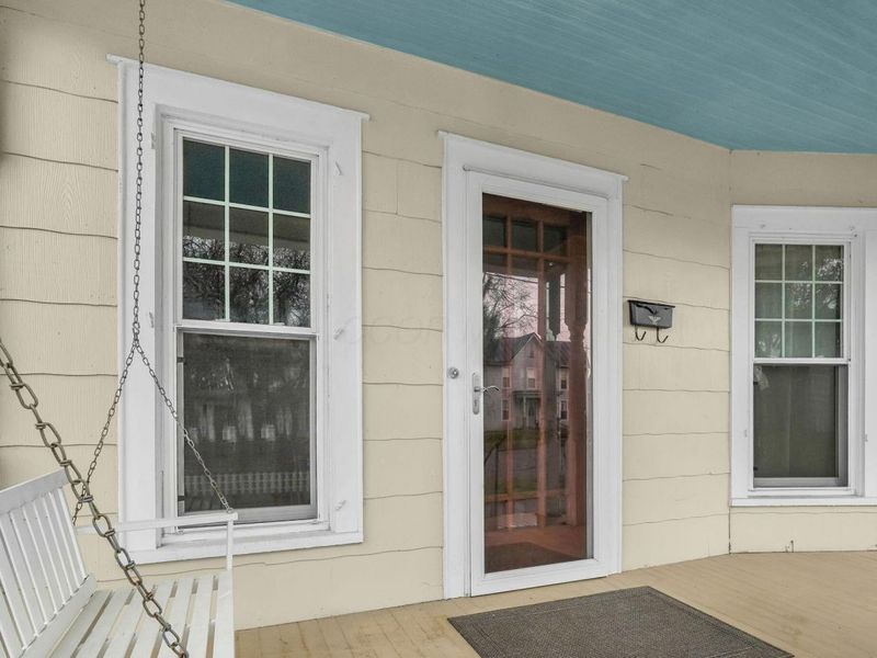 39 E Sandusky Street , Fredericktown, OH 43019 Photo 3