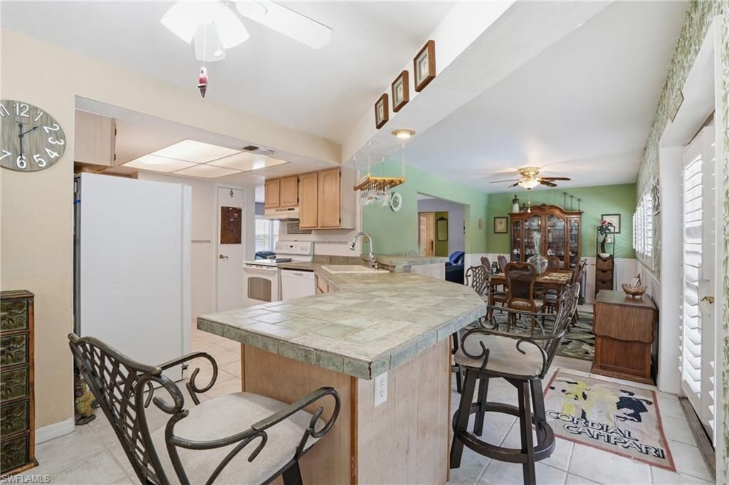 8948 Crest Ln, Fort Myers, FL 33907 Photo