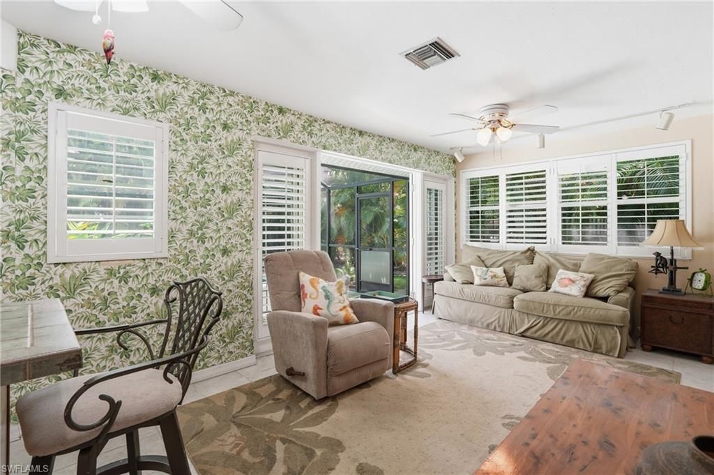 8948 Crest Ln, Fort Myers, FL 33907 Photo