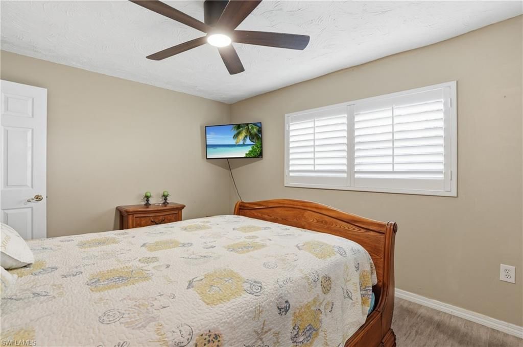8948 Crest Ln, Fort Myers, FL 33907 Photo