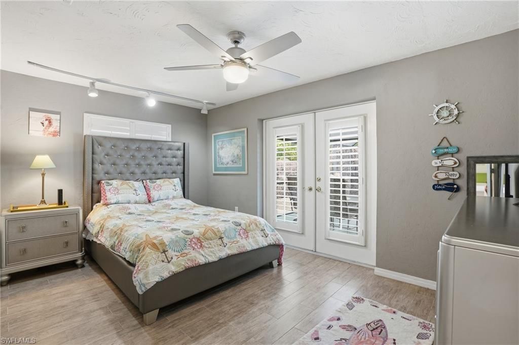 8948 Crest Ln, Fort Myers, FL 33907 Photo