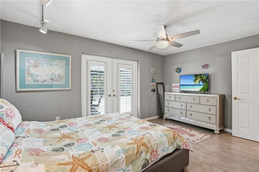 8948 Crest Ln, Fort Myers, FL 33907 Photo
