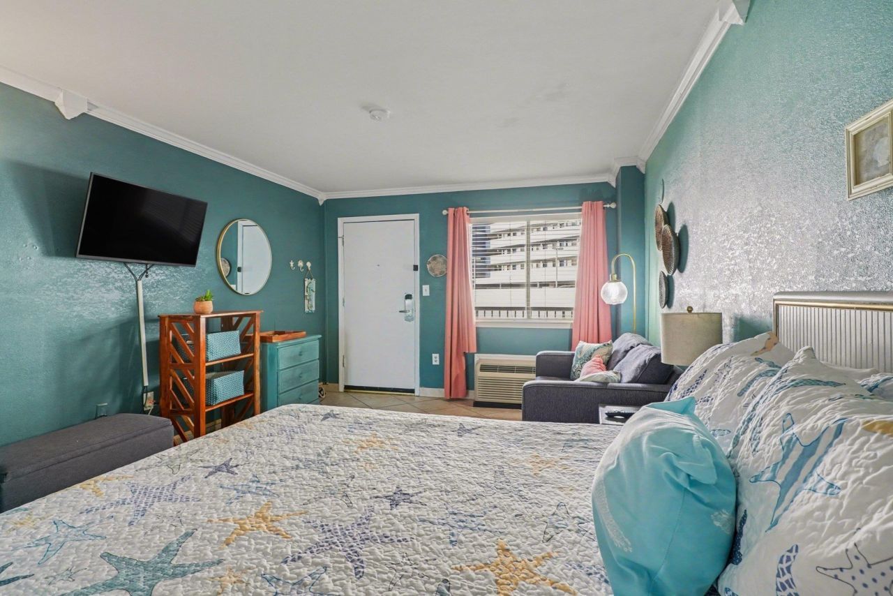 200 76th Ave. N  Photo 11