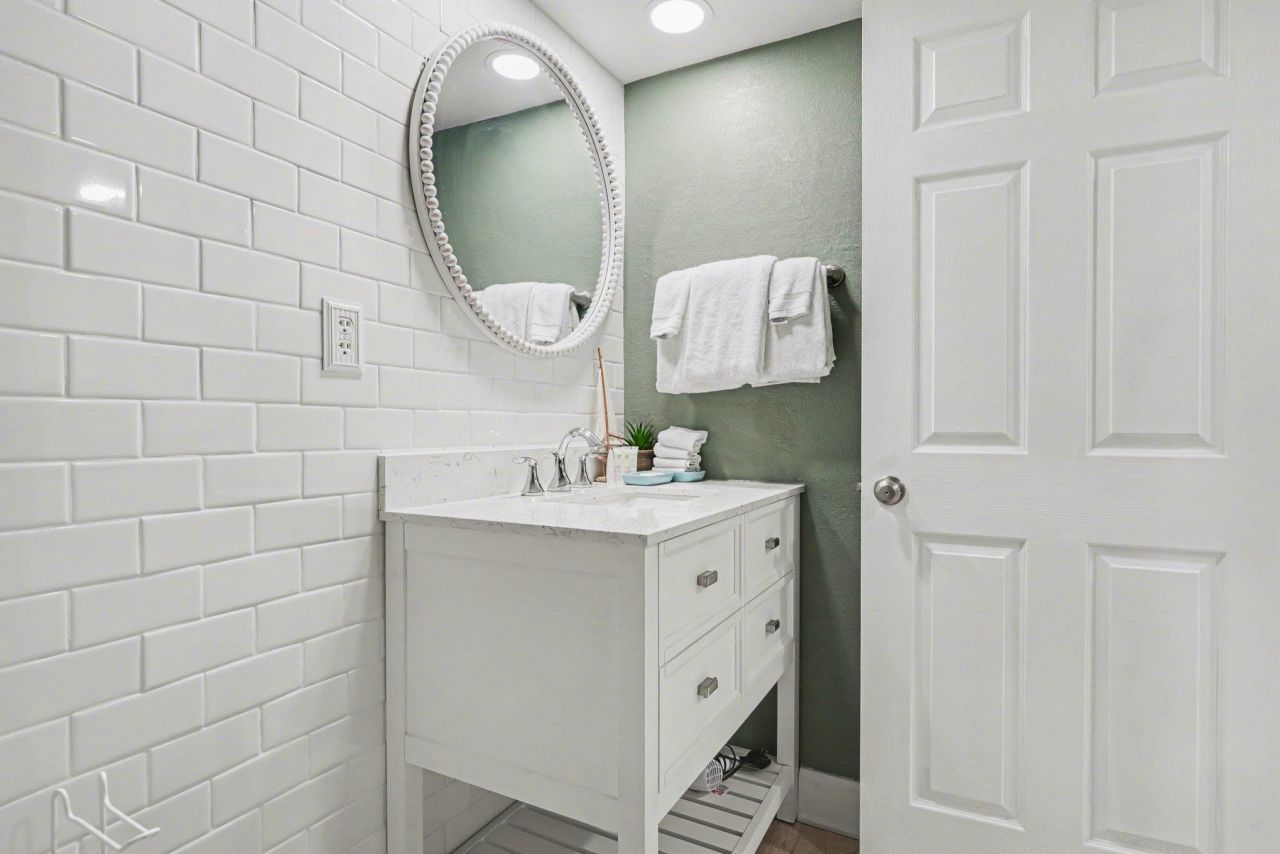 200 76th Ave. N  Photo 14