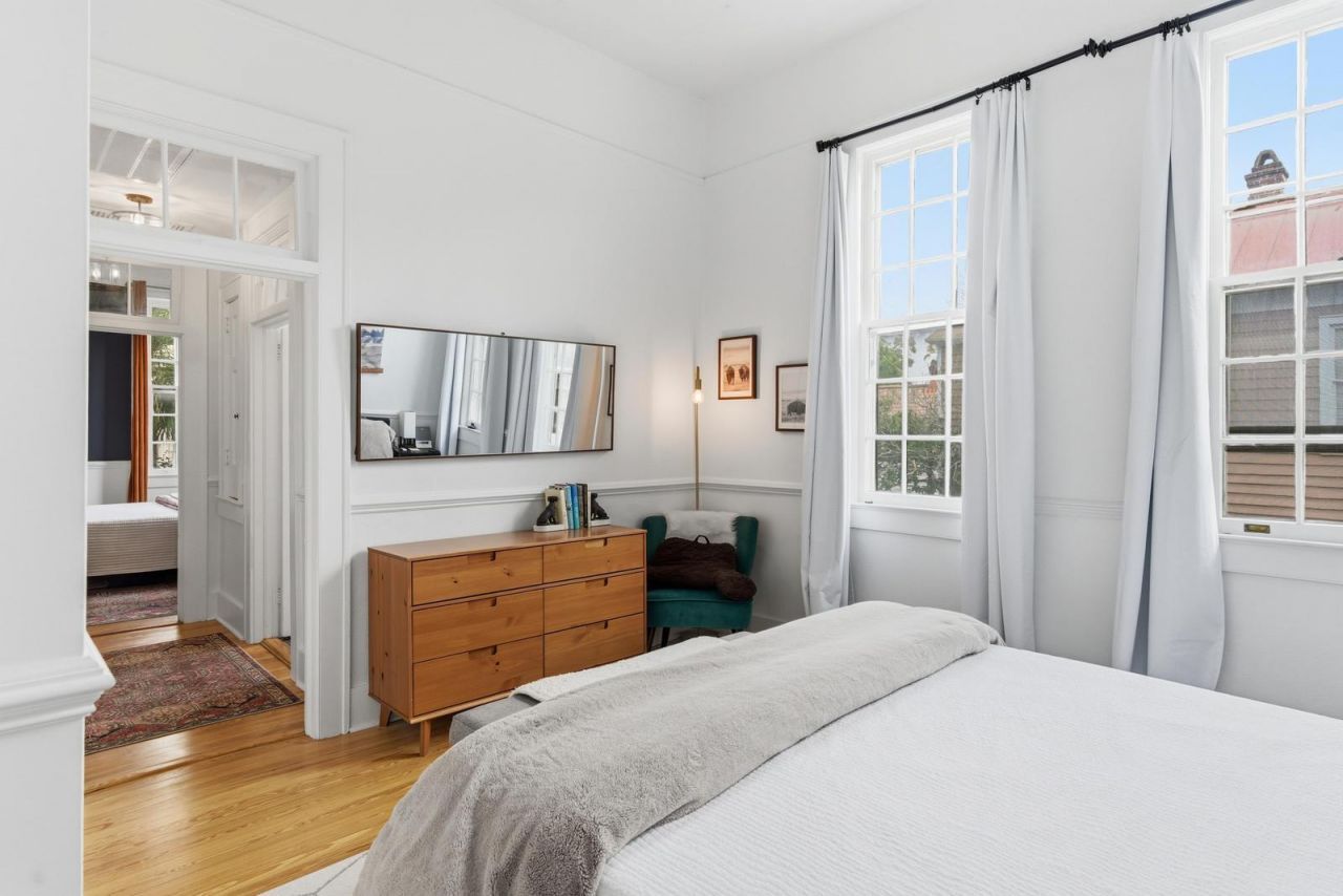 84 Bull Street Photo 19