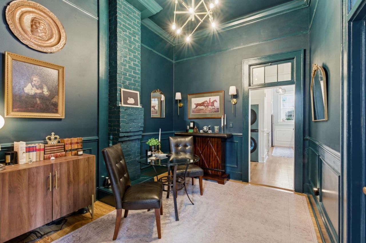 84 Bull Street Photo 5