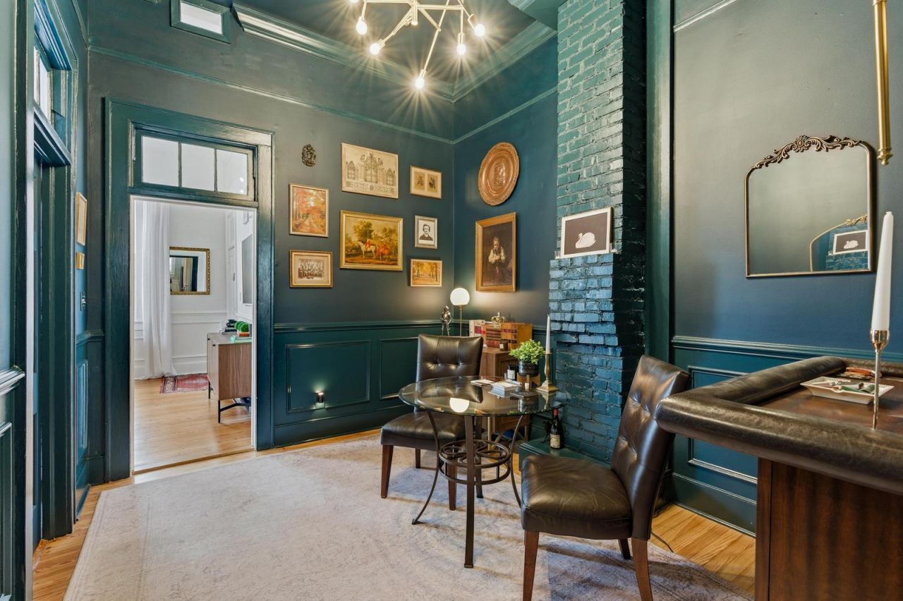 84 Bull Street Photo 6