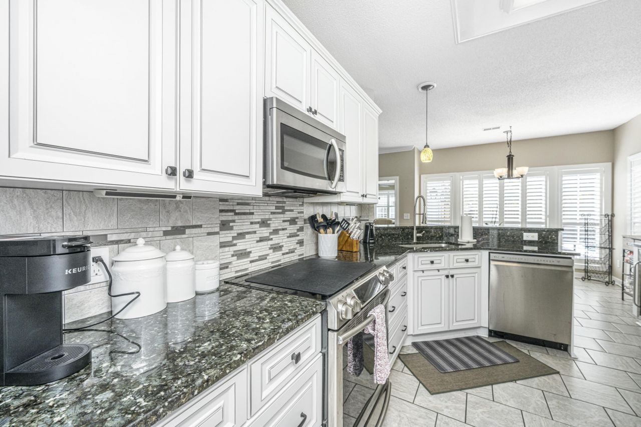 1705 Fox Ridge Court Photo 13