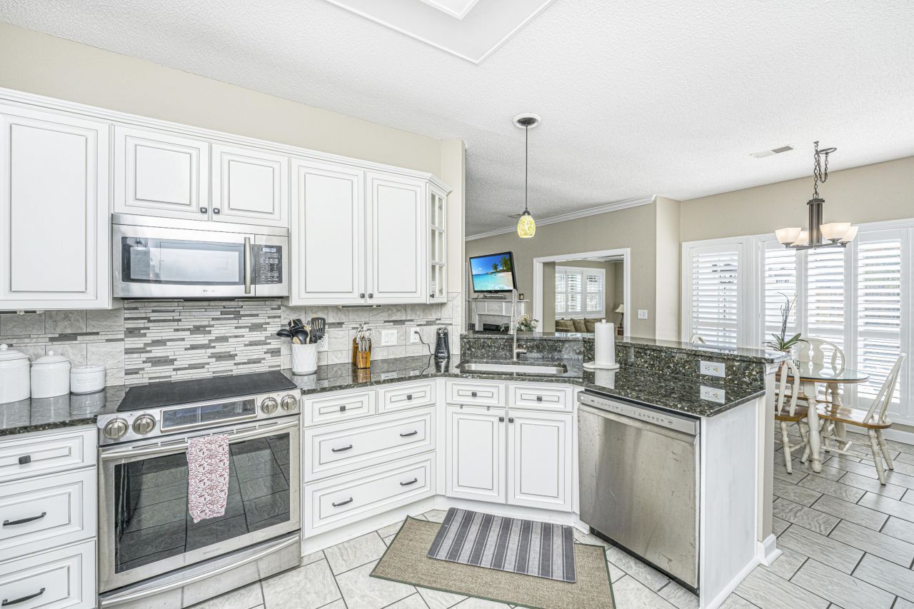 1705 Fox Ridge Court Photo 14