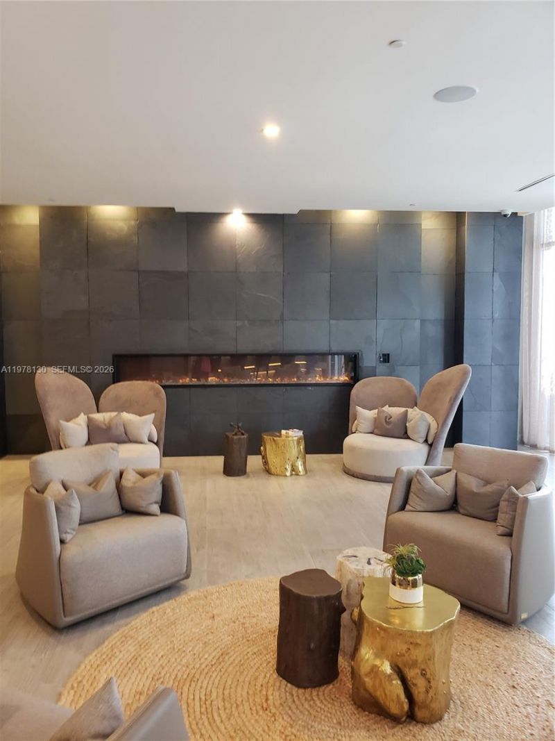 488 NE 18th St , Unit 3302, Miami, FL 33132 Photo