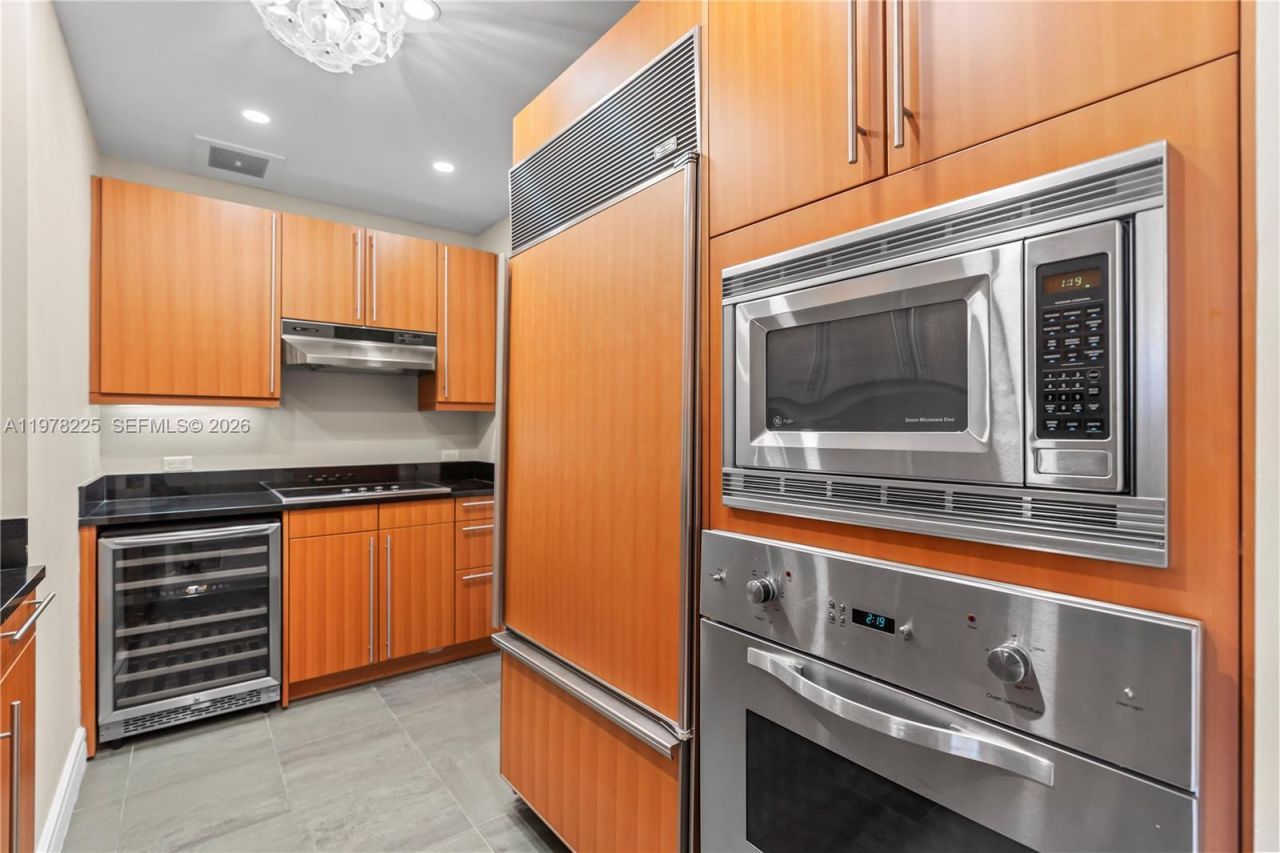 1425 Brickell Ave , Unit 44D, Miami, FL 33131 Photo