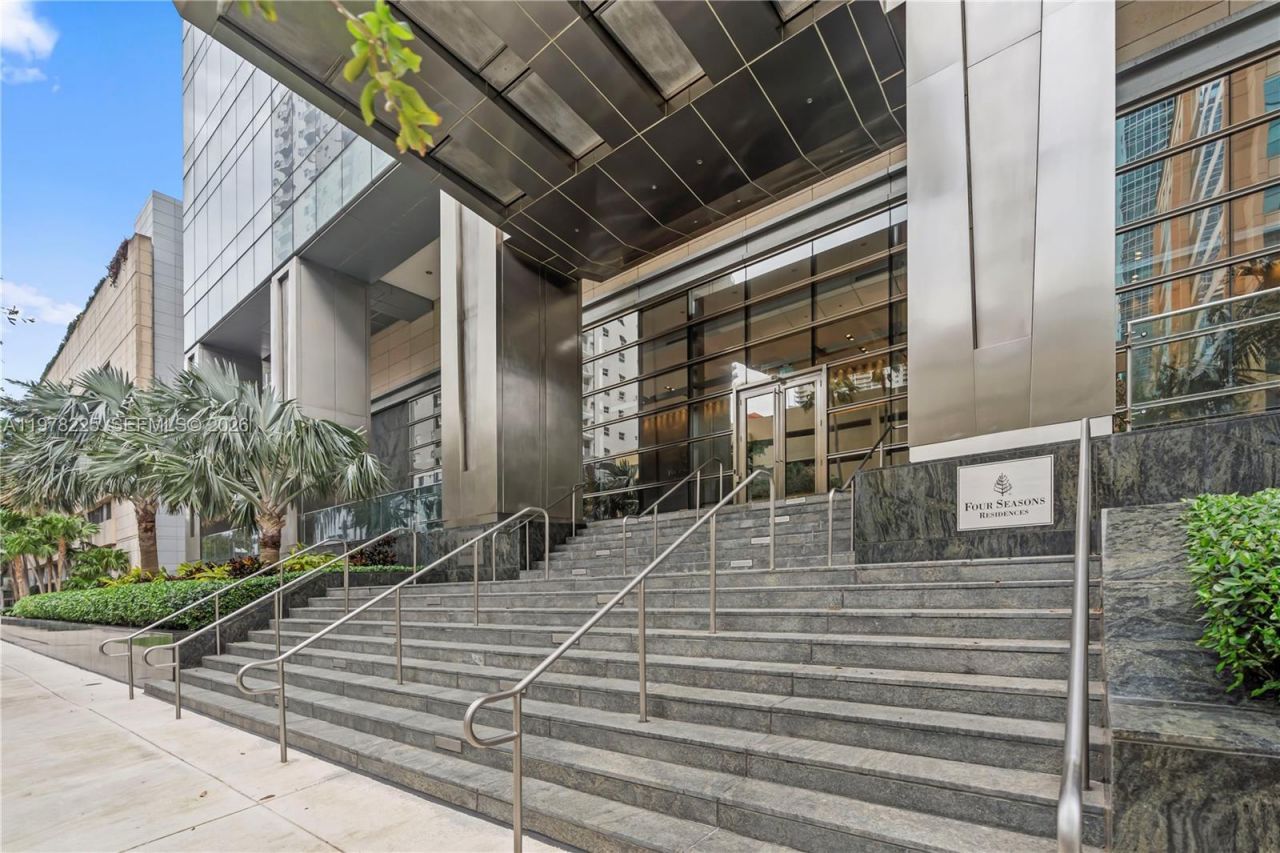 1425 Brickell Ave , Unit 44D, Miami, FL 33131 Photo