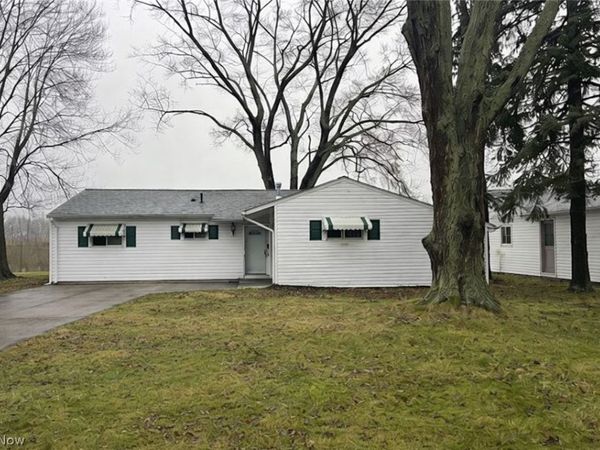 34297 W Point Drive, North Ridgeville, OH 44039