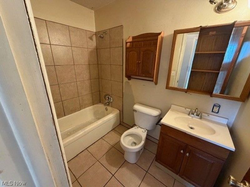 34297 W Point Drive, North Ridgeville, OH 44039 Photo 11