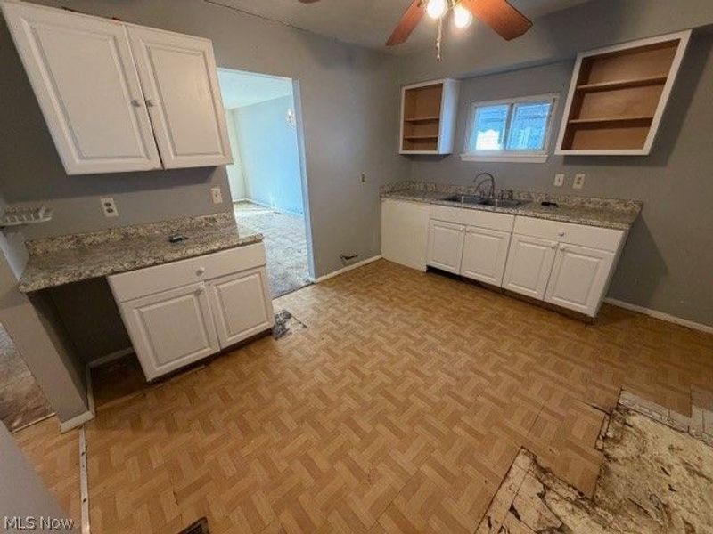 34297 W Point Drive, North Ridgeville, OH 44039 Photo 5