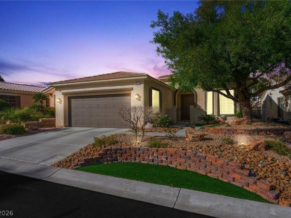 10232 Roma Madre Avenue , Las Vegas, NV 89135