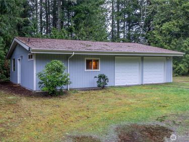 4692 NE Lincoln Road , Poulsbo, WA 98370