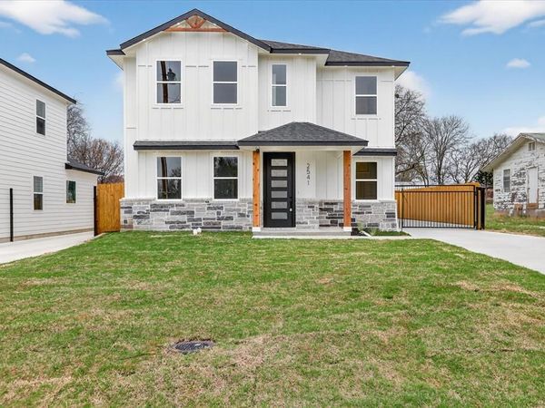 2541 Everton Drive , Lancaster, TX 75134