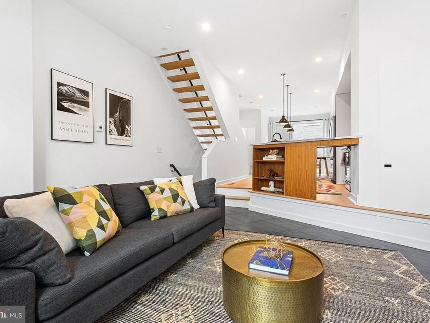 239 Krams Avenue, Philadelphia, PA 19128 Main Photo