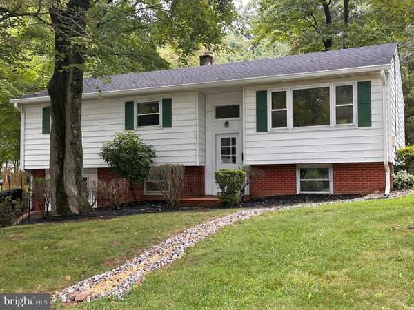 60 BROAD AVE, EWING, NJ 08638