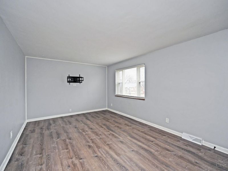 1378 Adams Road, Mount Healthy, OH 45231 Photo 5