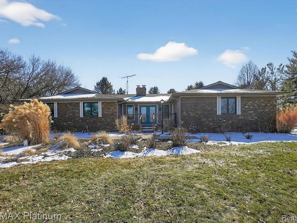3725 W Howell Road, Aurelius Twp, MI 48854