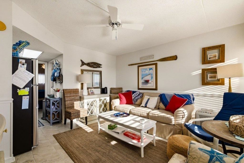 3901 N Ocean Blvd. Photo 14