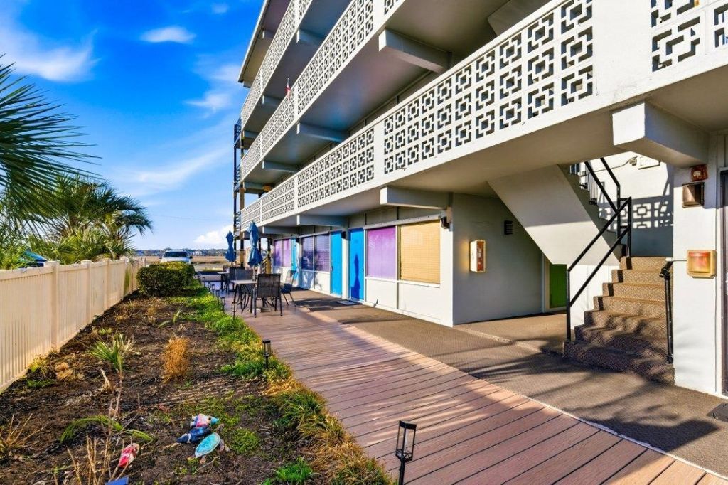 3901 N Ocean Blvd. Photo 33