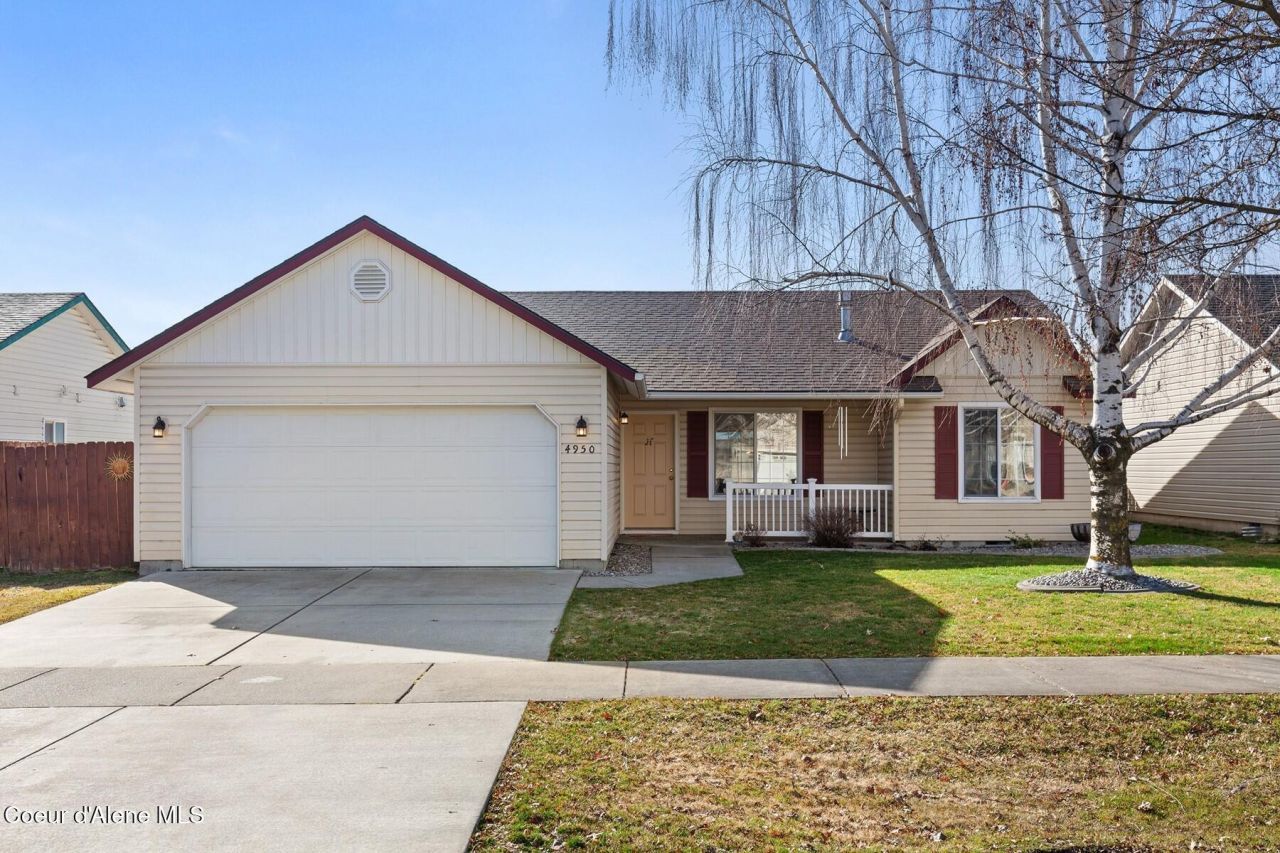 4950 W Palmwood Ln, Post Falls, ID 83854 Main Photo