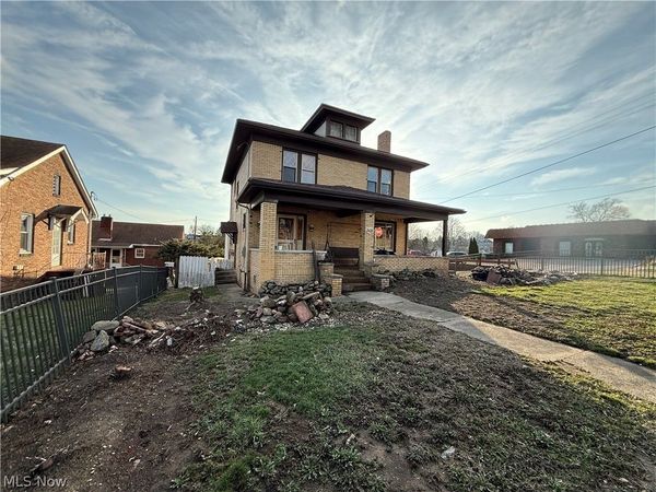 2420 Sunset Boulevard , Steubenville, OH 43952