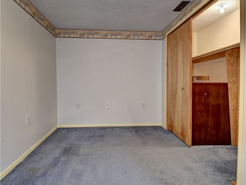 627 Chestnut Street, West Lafayette, OH 43805 Photo 24