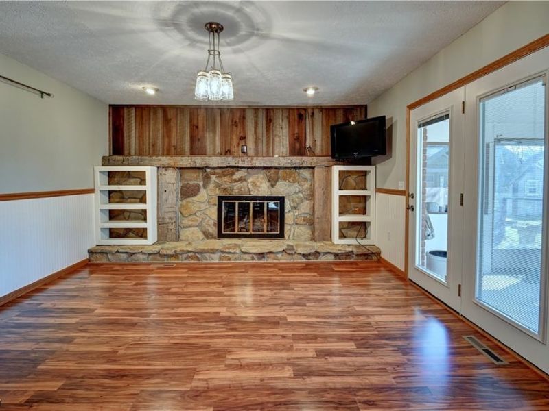 627 Chestnut Street, West Lafayette, OH 43805 Photo 9