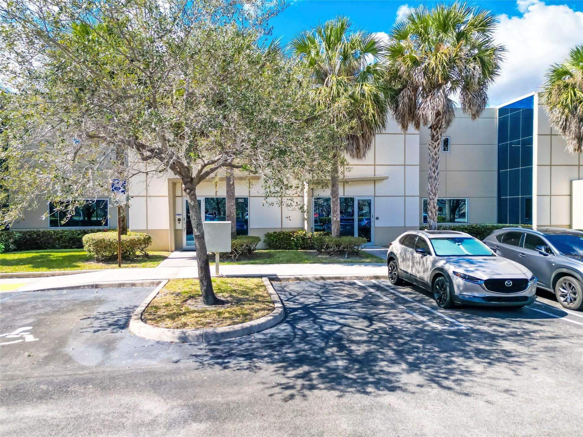 3902-3904 NW 126 Ave, Coral Springs, FL 33065 Photo