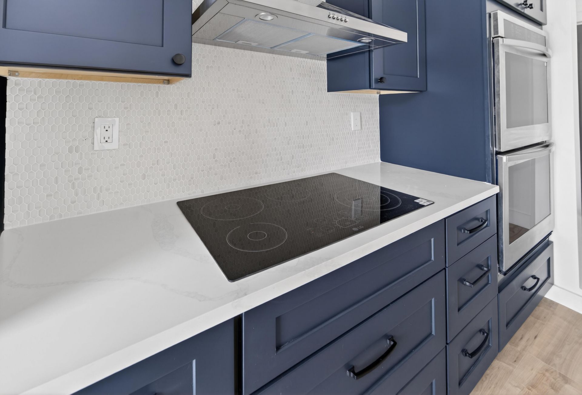 1382 N Mangonia Drive, West Palm Beach, FL 33401 Photo