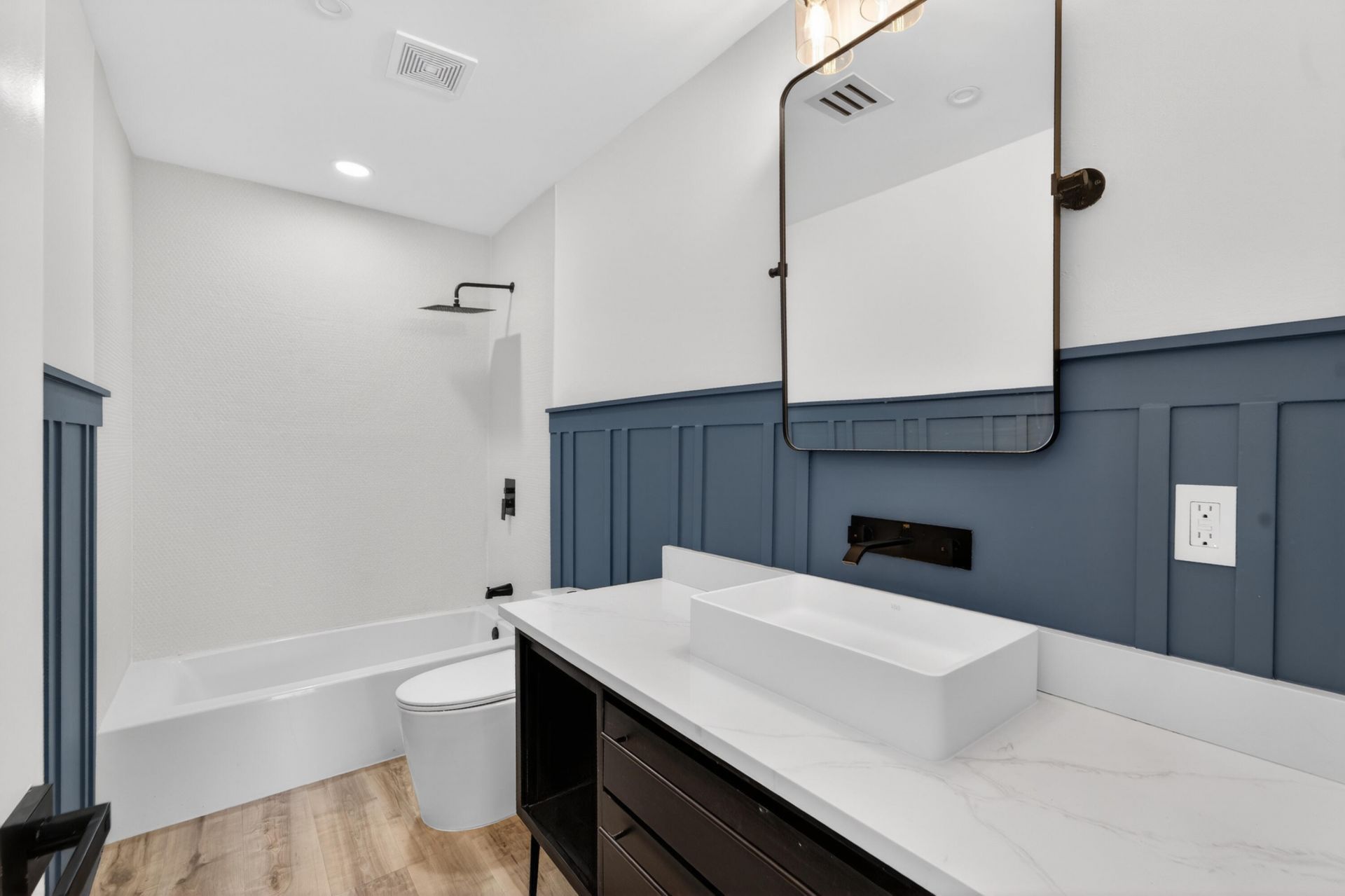 1382 N Mangonia Drive, West Palm Beach, FL 33401 Photo