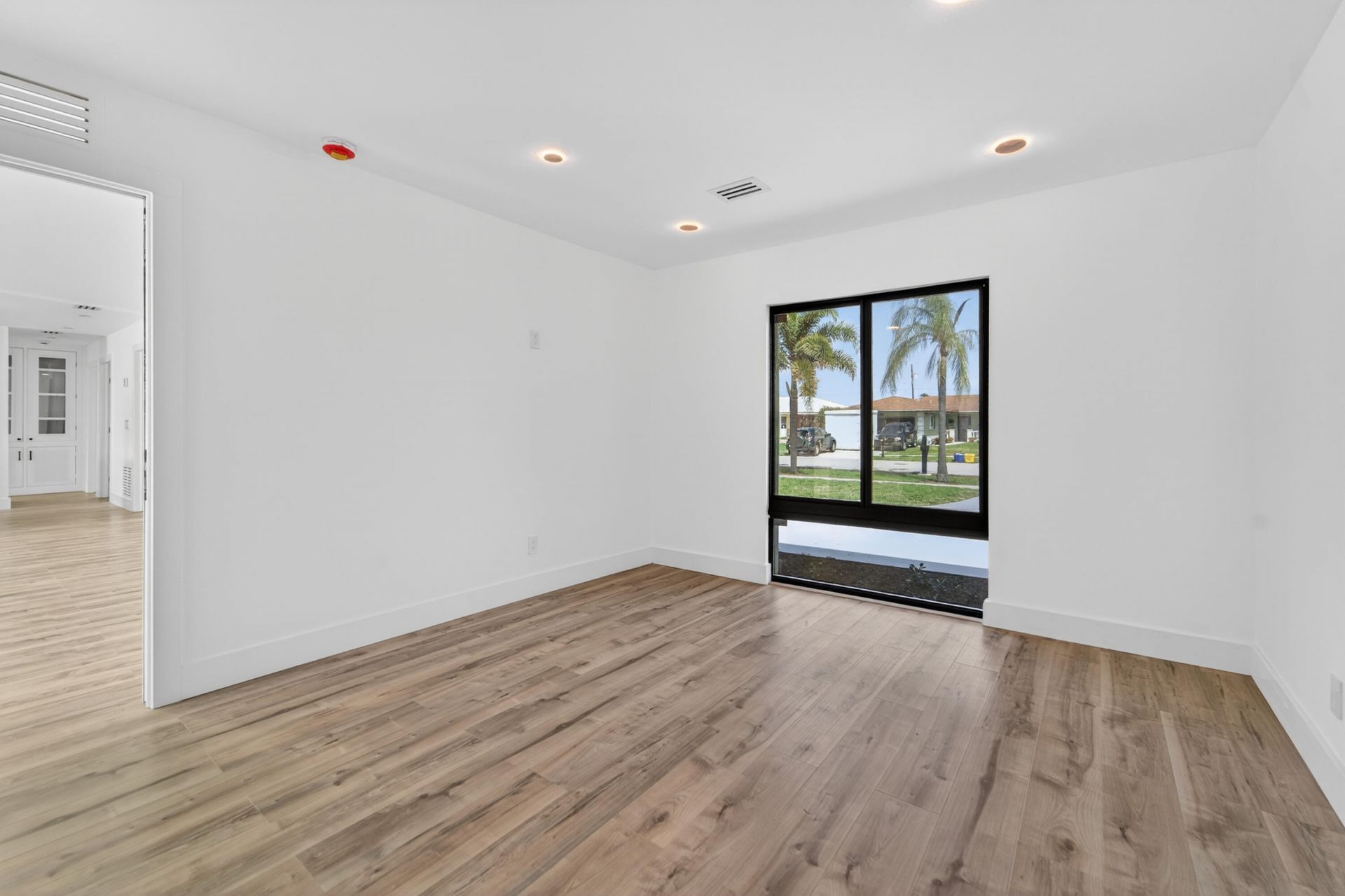 1382 N Mangonia Drive, West Palm Beach, FL 33401 Photo