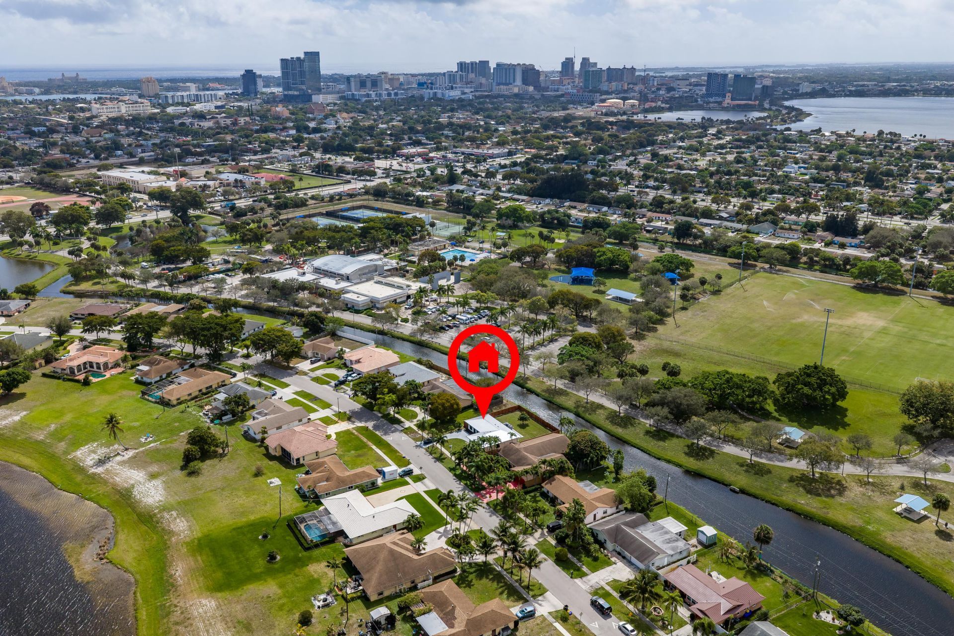 1382 N Mangonia Drive, West Palm Beach, FL 33401 Photo