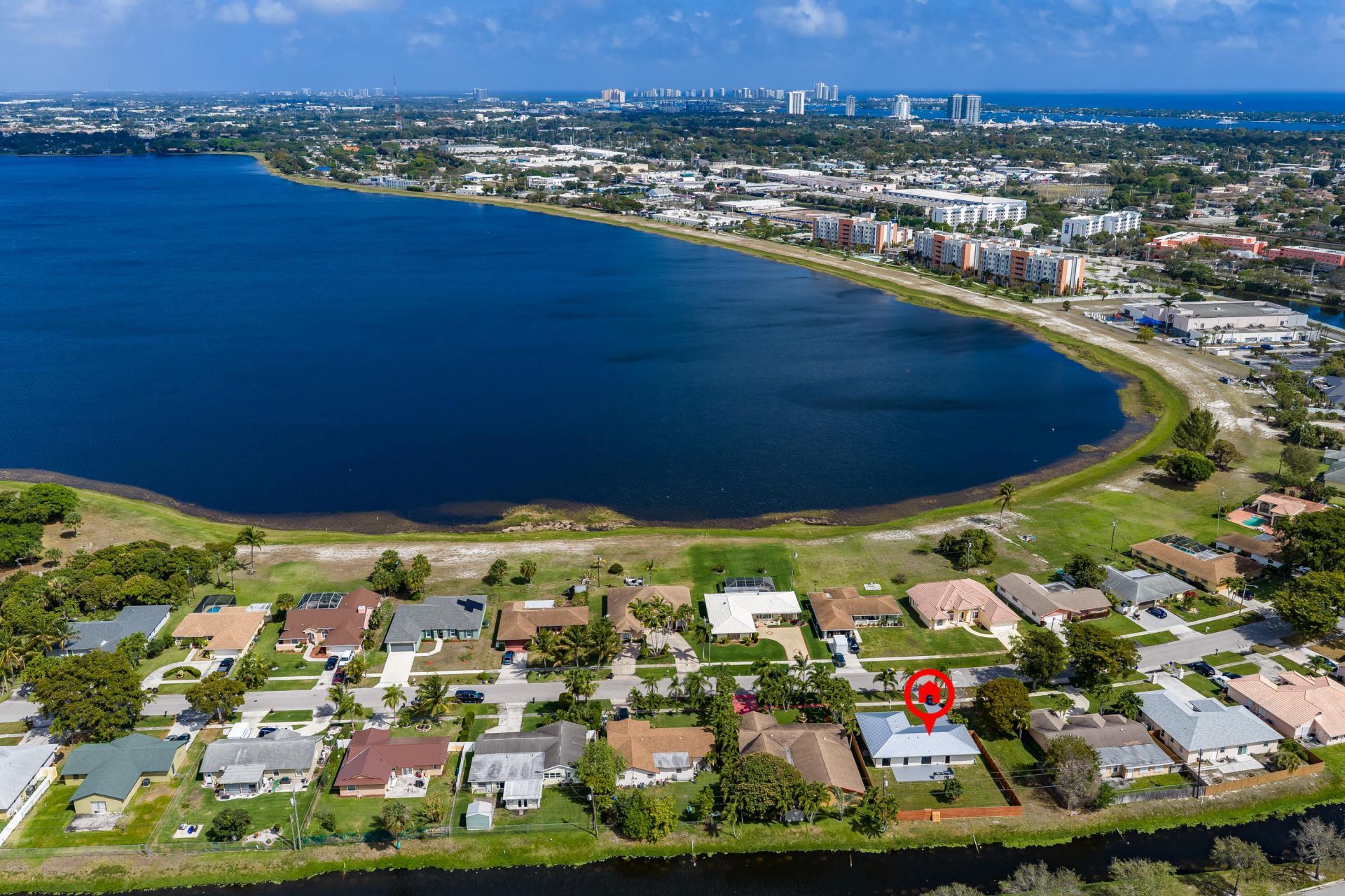 1382 N Mangonia Drive, West Palm Beach, FL 33401 Photo