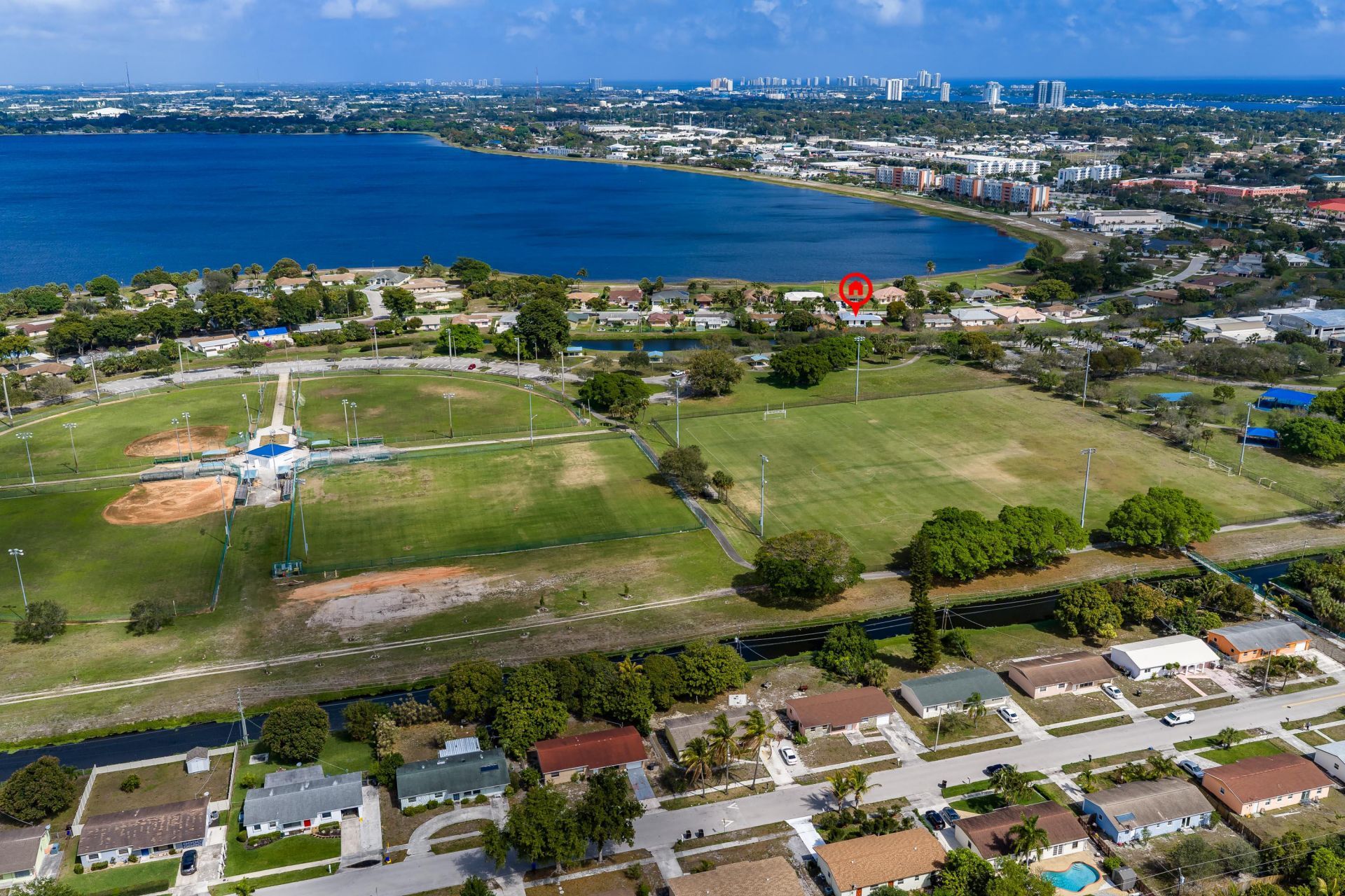 1382 N Mangonia Drive, West Palm Beach, FL 33401 Photo