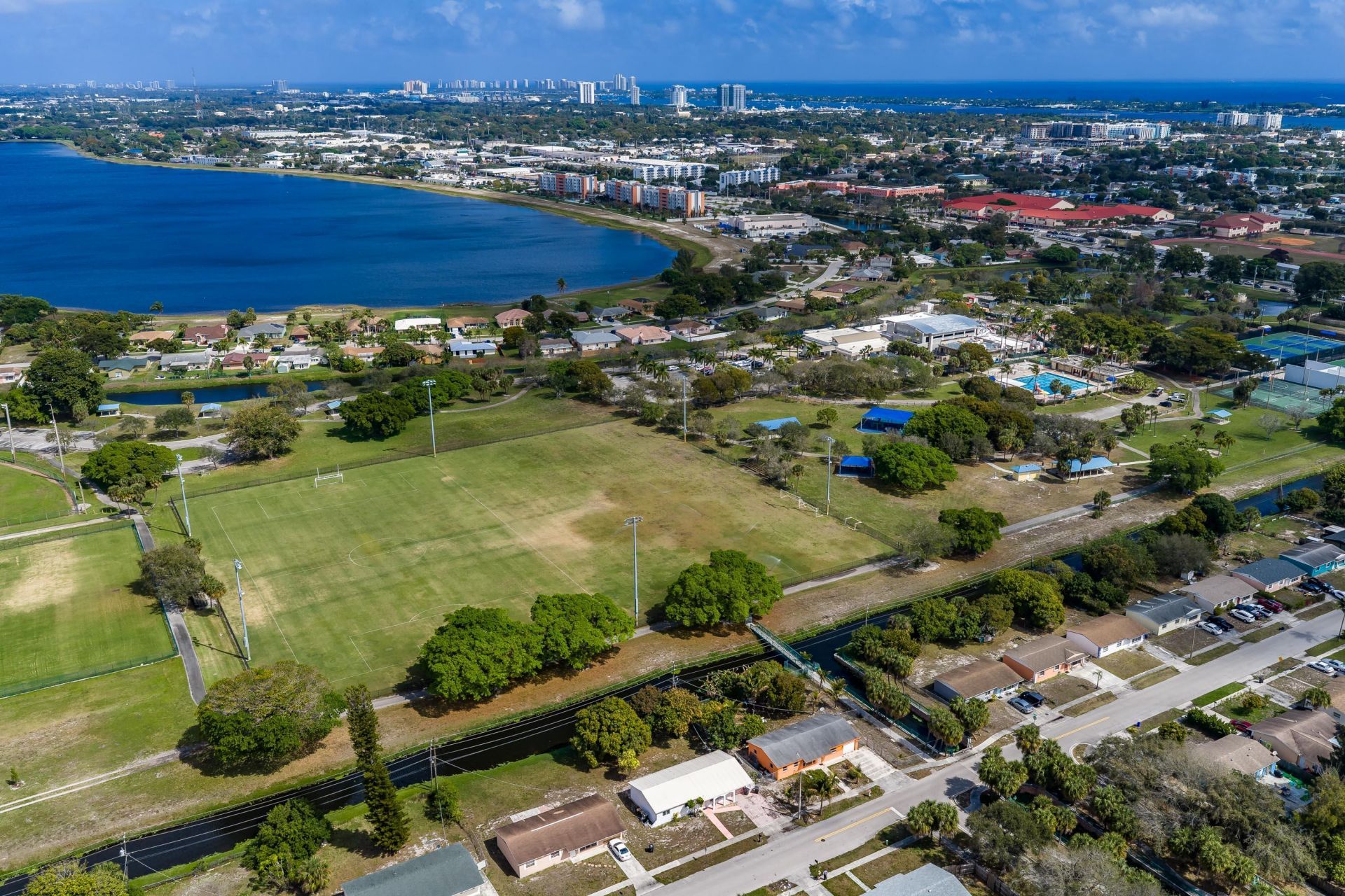 1382 N Mangonia Drive, West Palm Beach, FL 33401 Photo