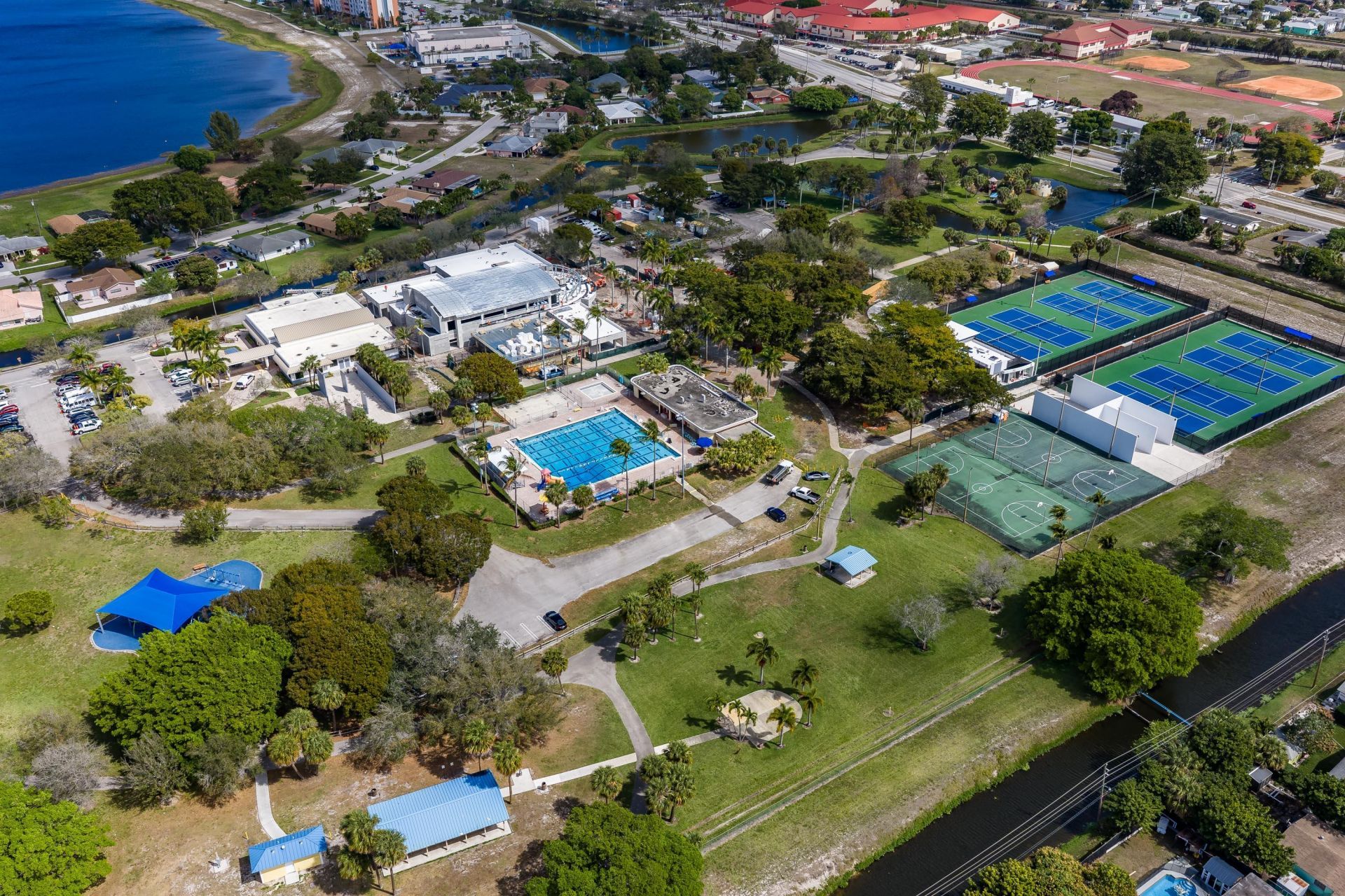 1382 N Mangonia Drive, West Palm Beach, FL 33401 Photo