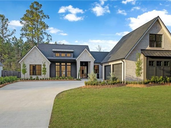 379 RUE CHARLOTTE, Madisonville, LA 70447